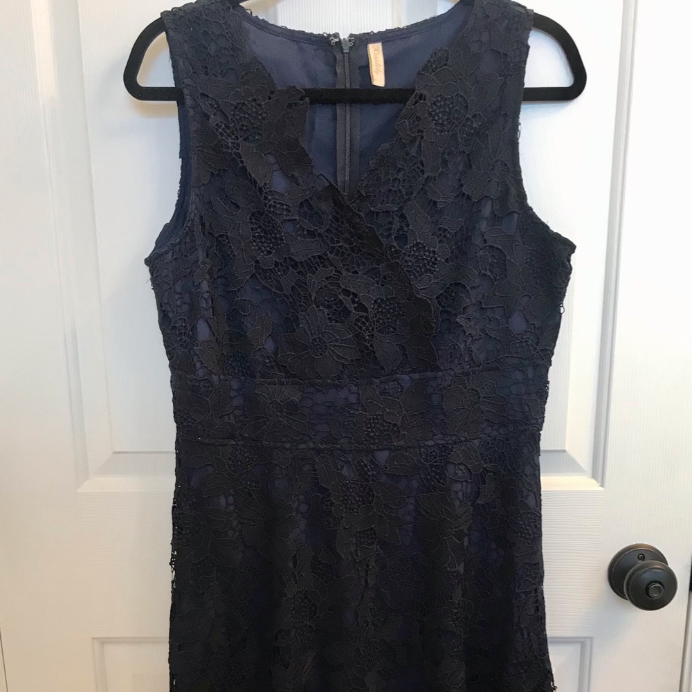 Mimi lily Lace Dress; size L